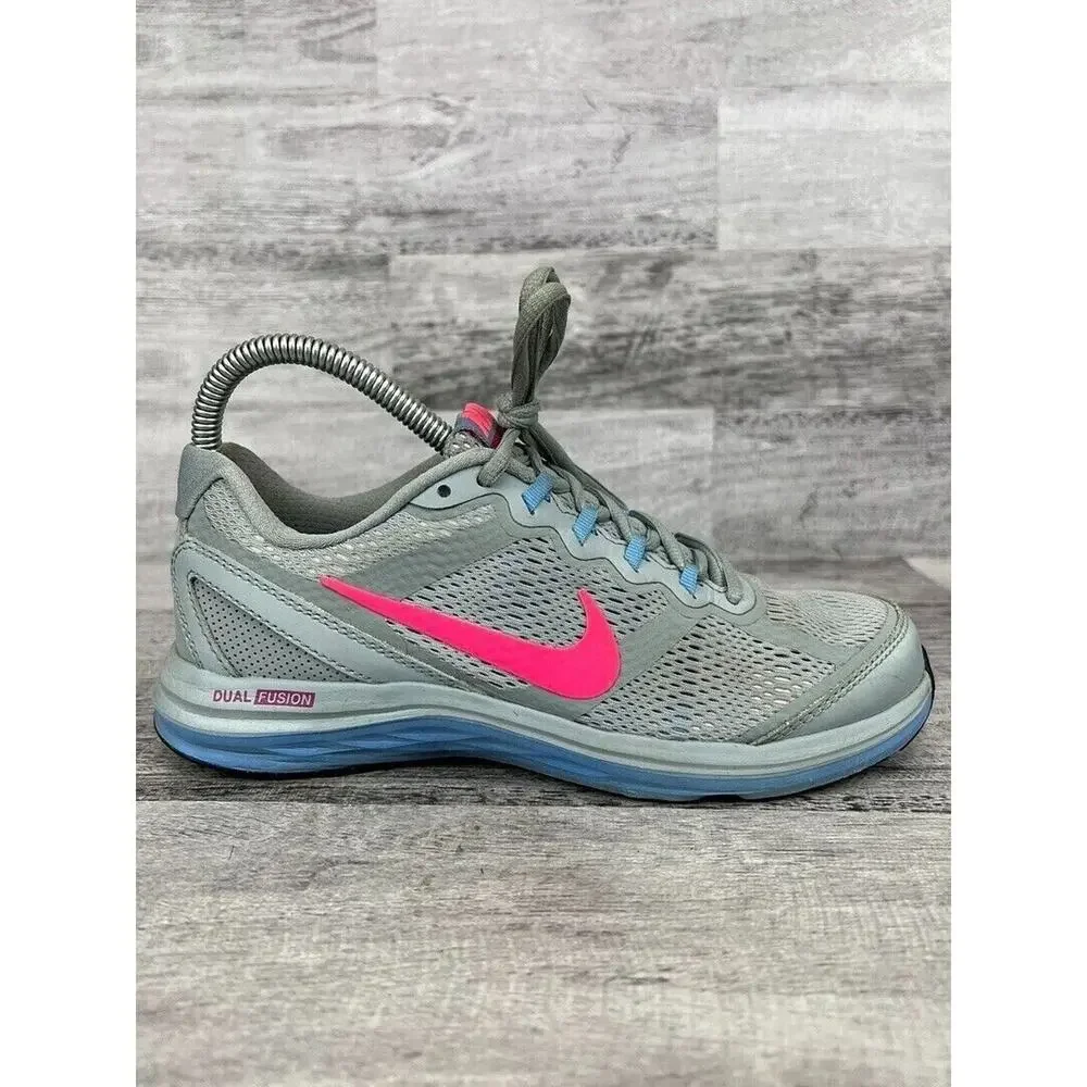Nike Womens Dual Fusion Running Shoes - Size 6.5 Gray & Pink